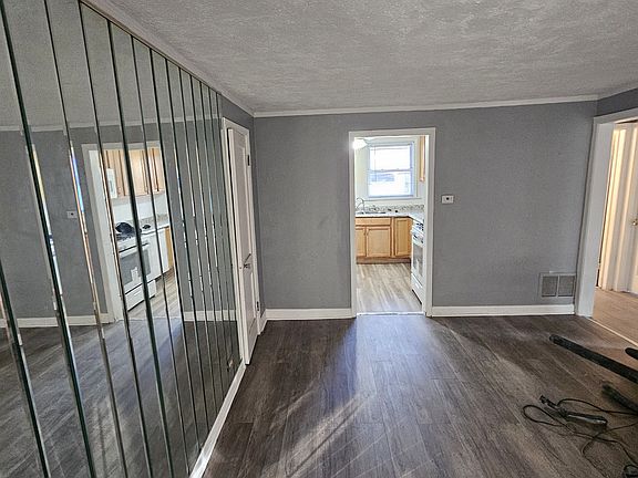 2nd image of 9157 S Wentworth Ave #1
