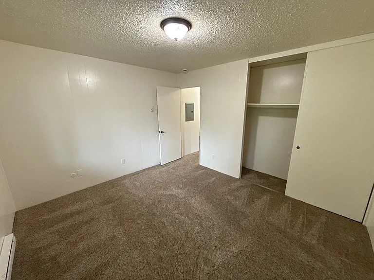 528 SW Levens St #2 — Photo 13