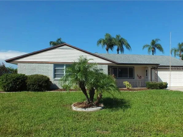 1606 Bunker Hill Dr, Sun City Center, FL 33573