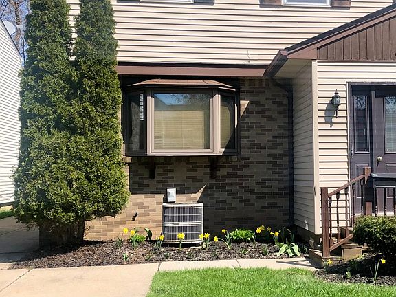 2nd image of 49 Glenside Ave #1