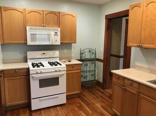 22 Roseway St, Jamaica Plain, MA 02130