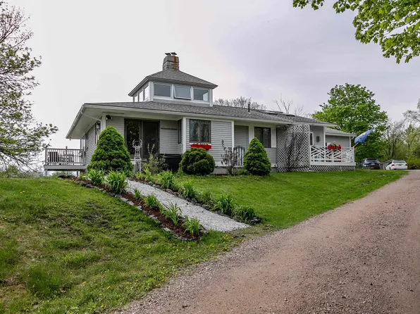 7 John Stark Road, South Hero, VT 05486