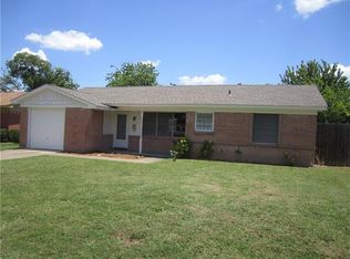 2722 Viva Dr, Mesquite, TX 75150