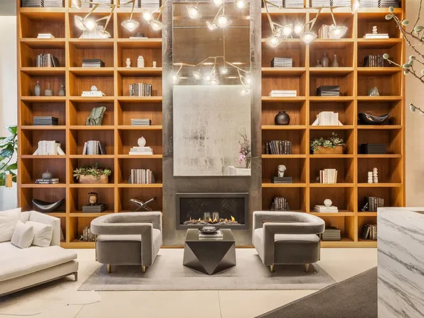 5 Franklin Place image 15 of 16