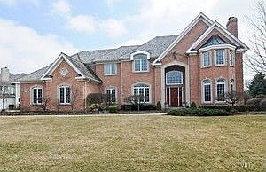 1st image of 1325 Canterbury Cir