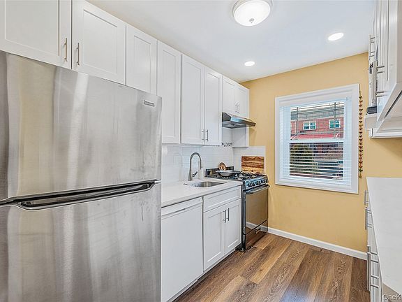 5th image of 59-29 70th Street