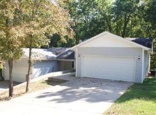 24 Rosehaven Ln, Branson West, MO 65737