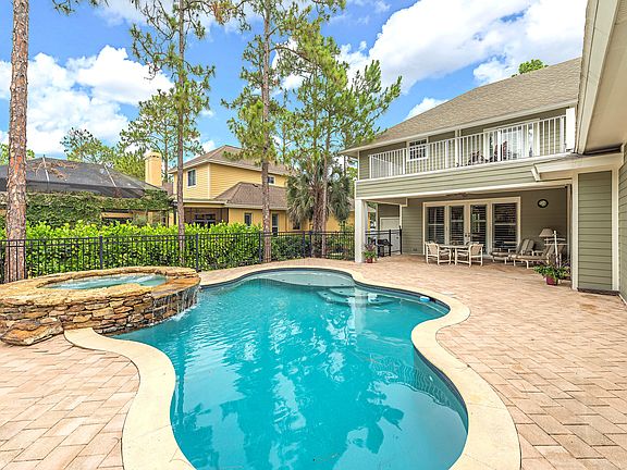 Southern exposure pool & spa