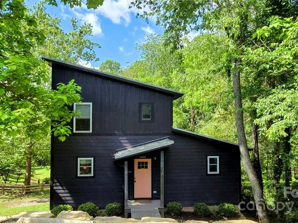 105 Annies Ridge Rd, Asheville, NC 28804