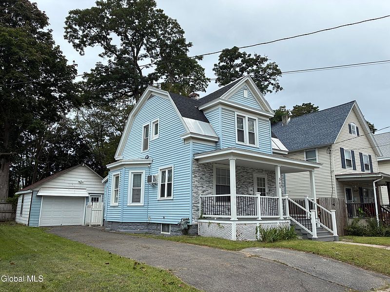 3rd image of 540 Harrison Avenue