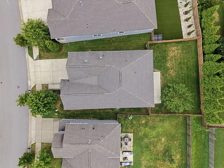 1313 Duns Ln — Photo 33