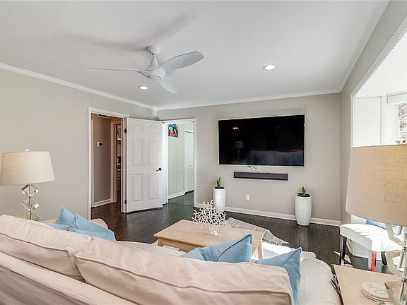 3rd image of 60 Hardeman Rd #A