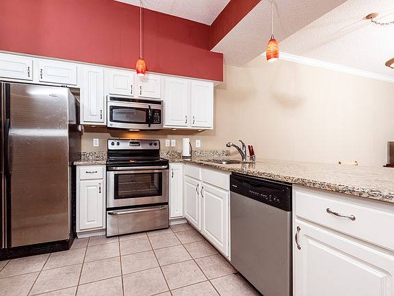 4th image of 5 Laguna St Unit 301