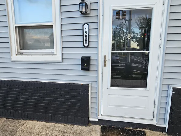 1200 S Wood Ave #A, Linden, NJ 07036