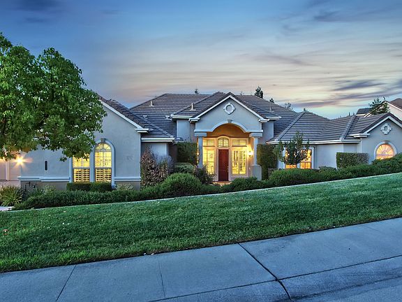 3rd image of 6281 Brookshire Dr
