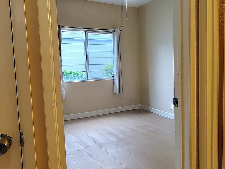 1542 Thornleaf Way — Photo 14