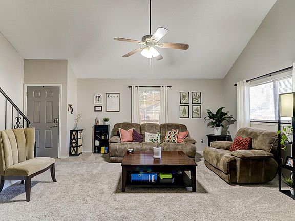 4th image of 4118 Garden Springs Dr