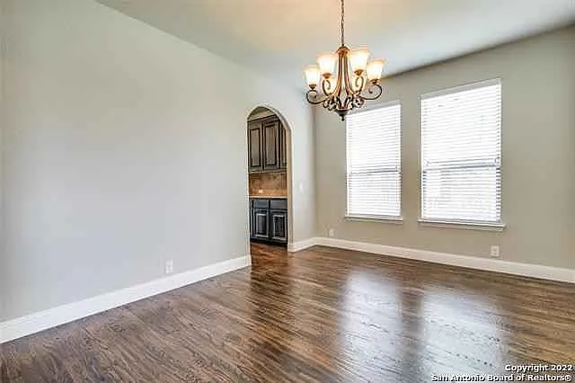 4613 Sephora Dr — Photo 7
