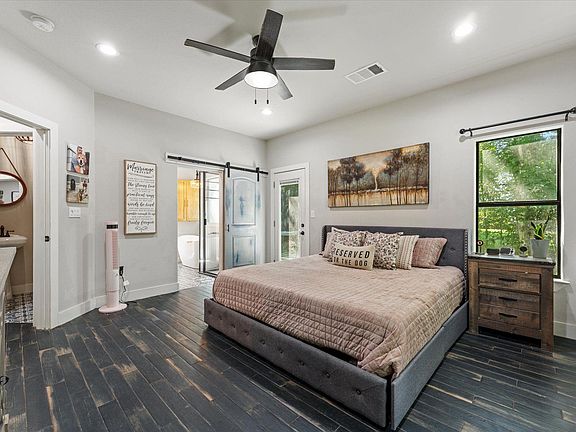 5th image of 6075 Highline Dr