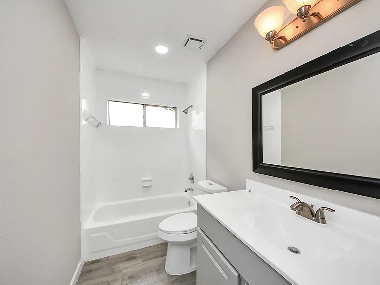 4915 Pecan Grove Dr — Photo 15