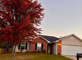 1702 Native Dancer Dr, Columbia, MO 65202