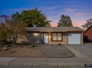 9617 Robin Ave NE, Albuquerque, NM 87112