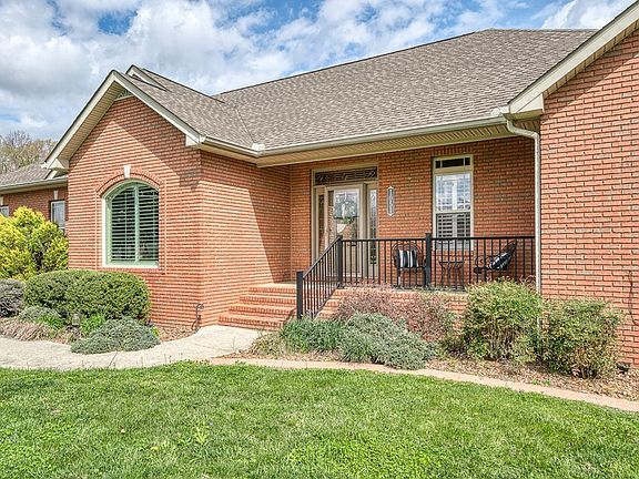 2nd image of 1051 Heathwood West Dr
