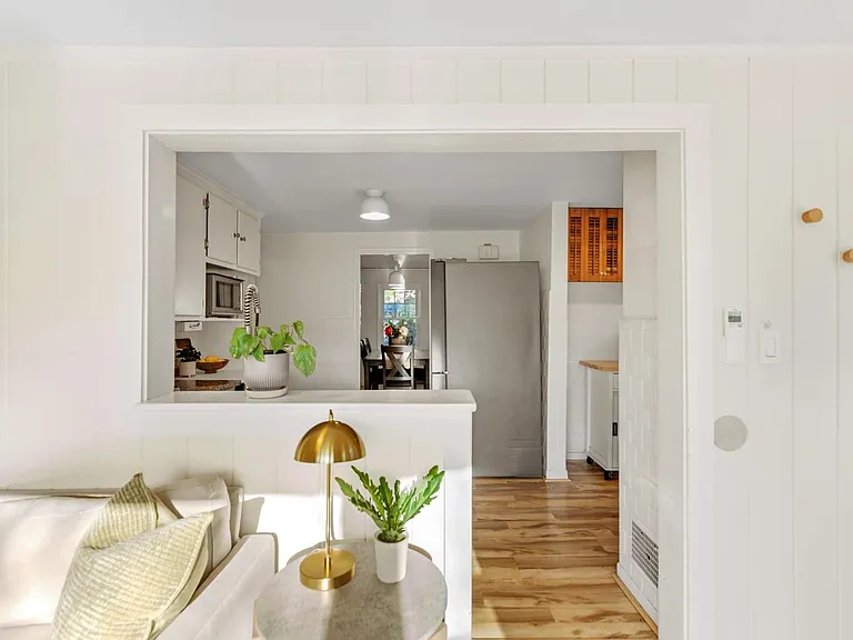 567 Poplar Streetsf — Photo 1
