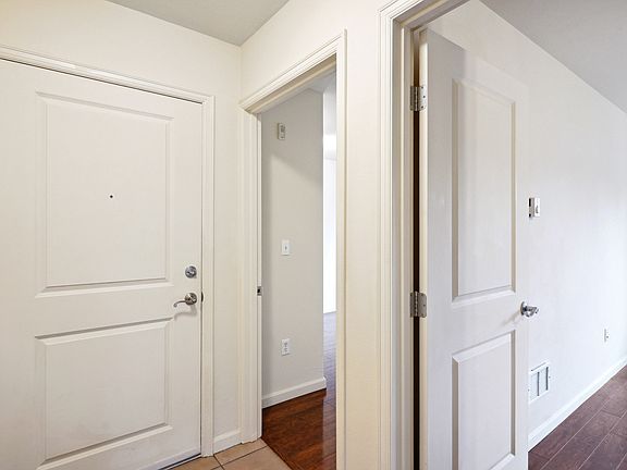 5th image of 7311 15th Ave NW APT 203