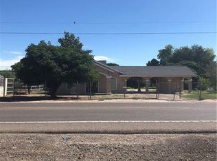 15865 N Loop Dr, Fabens, TX 79838