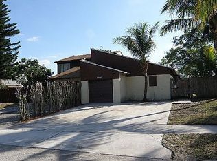 4964 NW 5th St, Delray Beach, FL 33445