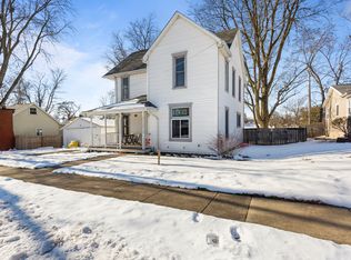 206 N Buchanan St, Heyworth, IL