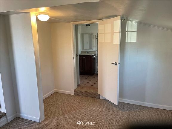 4th image of 2130 E 4th Ave