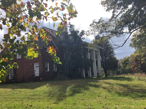 2445 Baileys Pond Rd, Accokeek, MD 20607