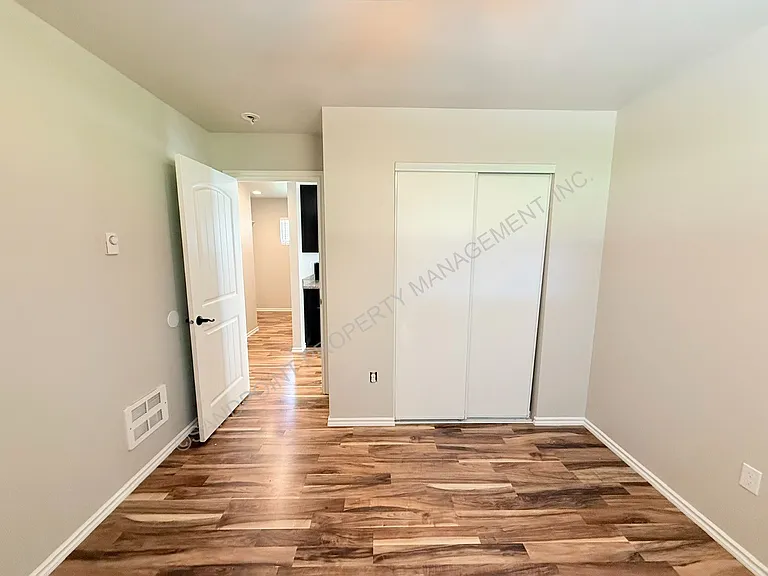 2087 Lower Pack River Rd — Photo 29