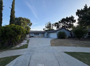 18815 Arminta St, Reseda, CA 91335