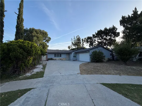 18815 Arminta St, Reseda, CA 91335