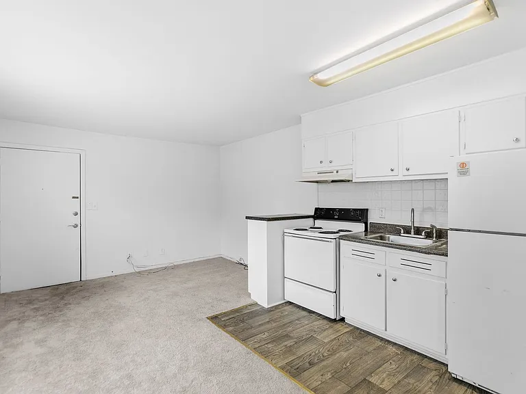 Cliff Place — Photo 12