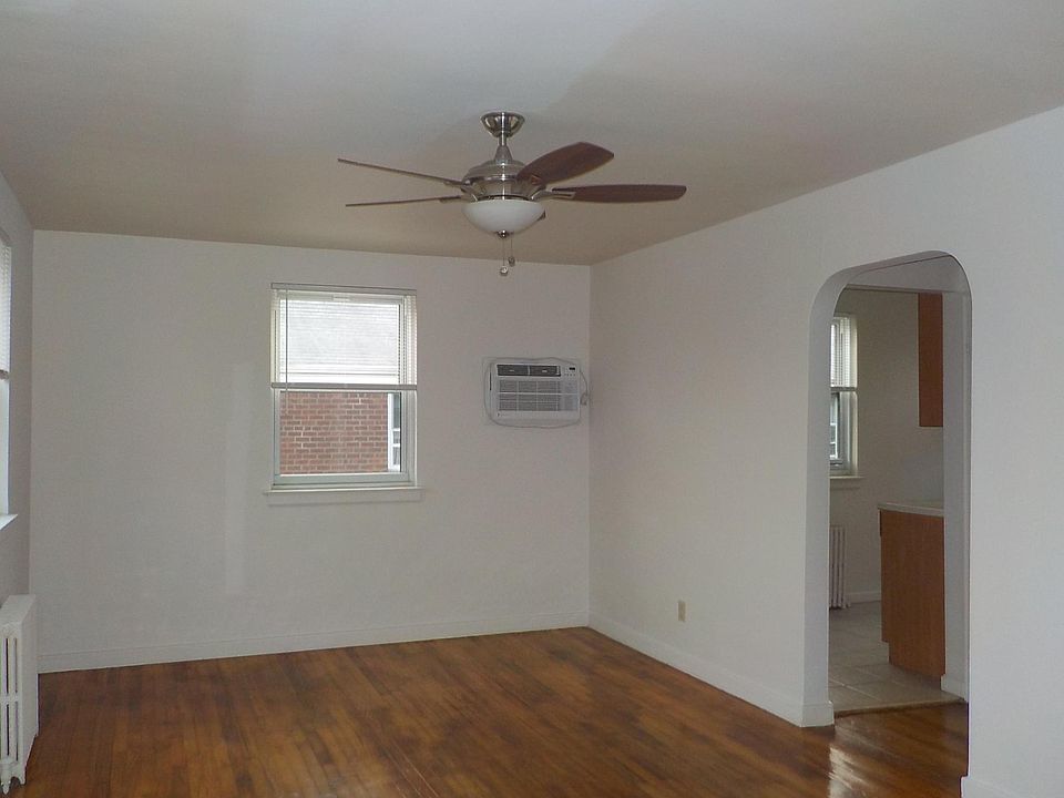 1st image of 25541 74th Ave Floor 2