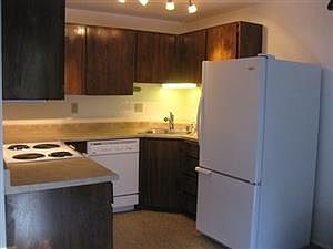5th image of 10807 SW 121st Ave