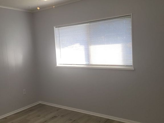 4th image of 5803 Cherry St