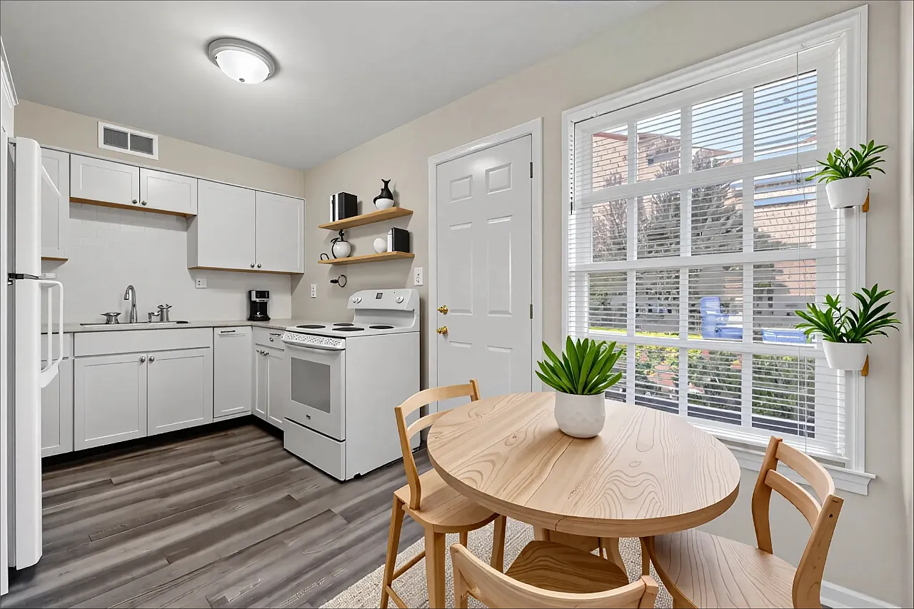 2 bed, 800 sqft, $1,245 — Photo 4