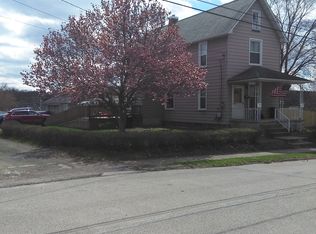 317 W Clark St, East Palestine, OH