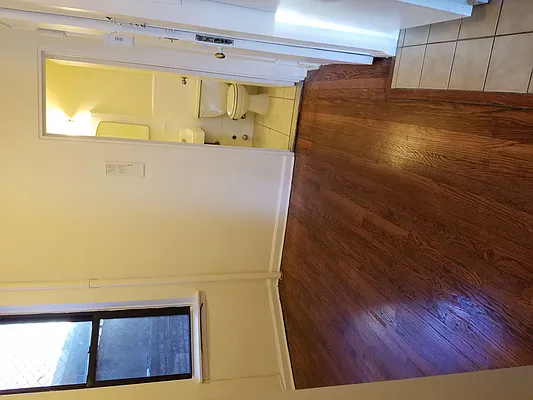 Rented by Compass | media 13