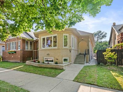 5852 N Talman Ave, Chicago, IL, 60659