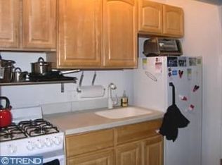 1953 Locust St APT 3, Philadelphia, PA 19103
