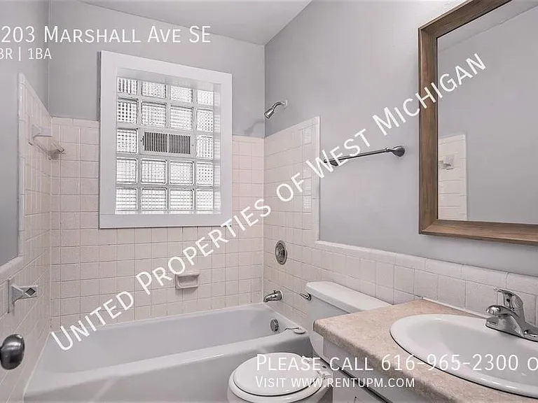 3203 Marshall Ave SE — Photo 11