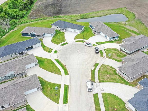 2nd image of 4400 Tallgrass Cir #5