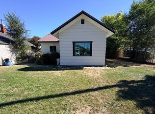 1327 Hansen Ave, Burley, ID 83318