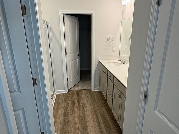 5th image of 337 Parkington Lane #92 A